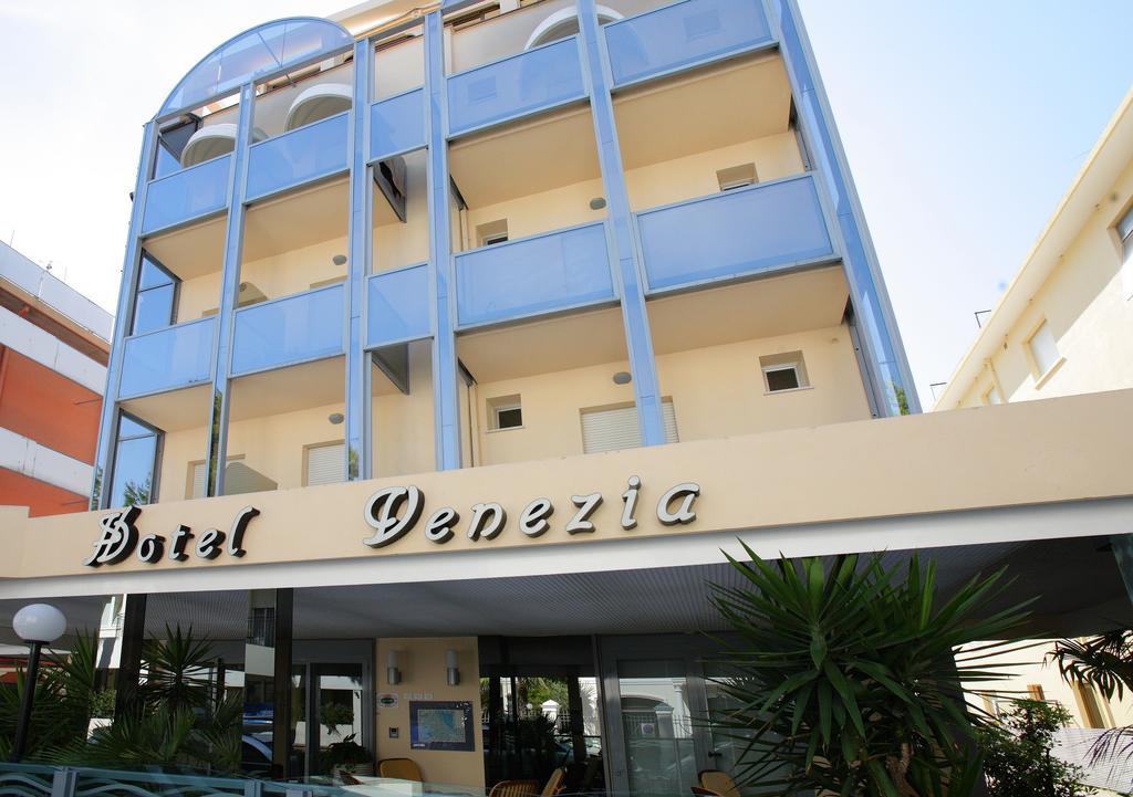 Hotel Venezia Римини Екстериор снимка